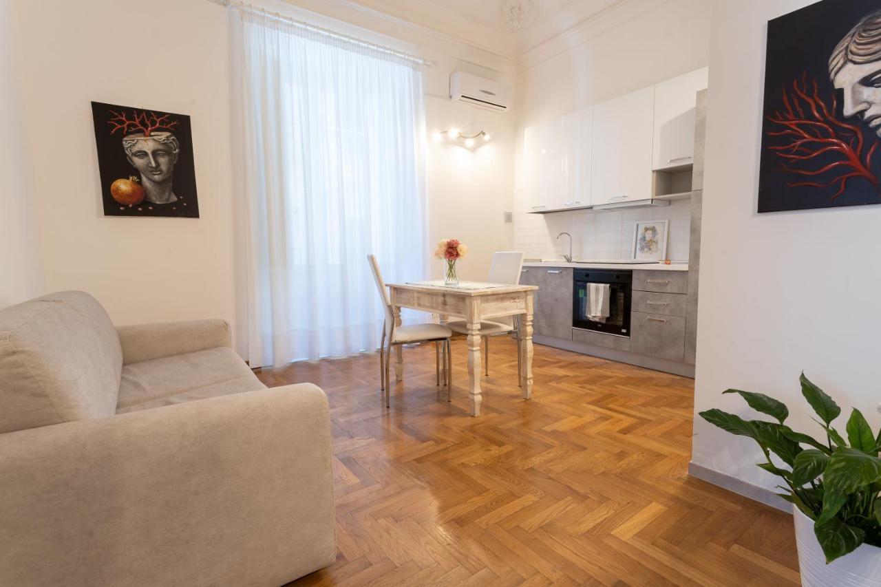 Casa Vacanze Il Duomo كاتانيا المظهر الخارجي الصورة