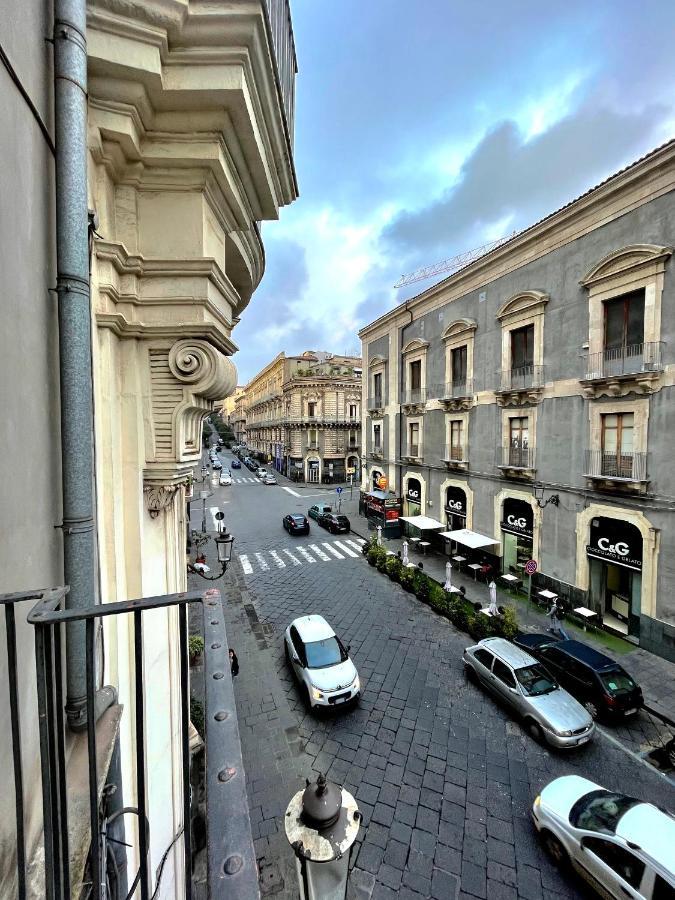 Casa Vacanze Il Duomo كاتانيا المظهر الخارجي الصورة